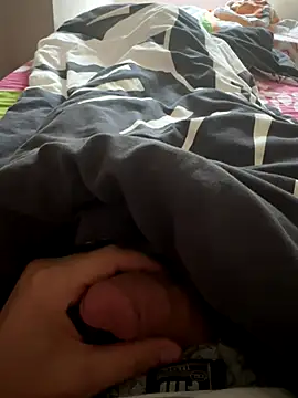 LAZ3R1 online show from October 2025 12:41:02 PM