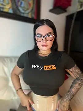 GabyMejiaa online show from December 2025 12:19:02 AM