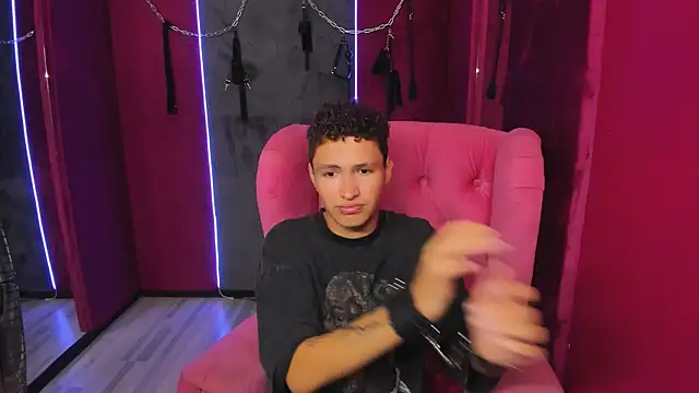 JonnyDarka online show from October 2025 10:46:02 AM