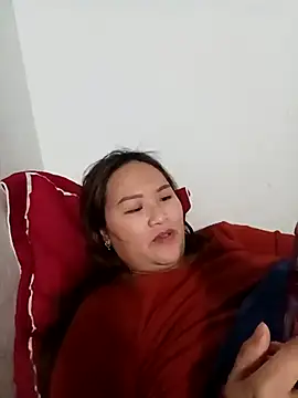 Snapshot of Tamara-a chatting on February 2026 02:32:01 PM Tamara-a online show from February 2026 02:32:01 PM