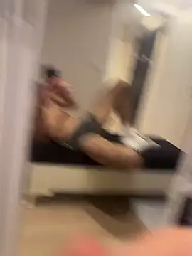 Snapshot of Sovaisback chatting on November 2025 06:10:02 PM Sovaisback online show from November 2025 06:10:02 PM