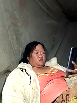 riso-00 online show from November 2025 03:36:02 PM