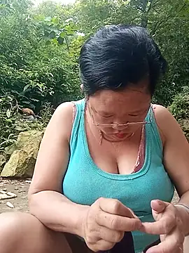 Snapshot of riso-00 chatting on June 2026 02:51:02 AM riso-00 online show from June 2026 02:51:02 AM