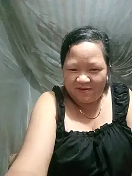 Snapshot of riso-00 chatting on June 2026 04:19:02 PM riso-00 online show from June 2026 04:19:02 PM