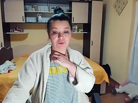 Soffy Skye online show from February 2026 05:00:02 AM