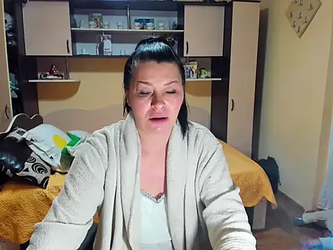 Soffy Skye online show from February 2026 04:53:01 AM