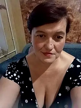 Caramellove8877 online show from November 2025 06:01:01 AM