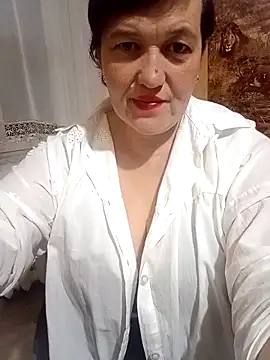 Caramellove8877 online show from November 2025 06:56:02 PM