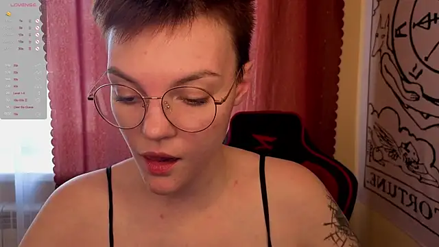 KrisNeal online show from October 2025 09:41:02 AM