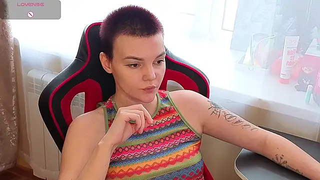 KrisNeal online show from February 2026 09:32:01 AM