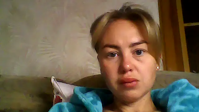 Snapshot of MartaLuna_ chatting on September 2025 07:35:02 AM MartaLuna online show from September 2025 07:35:02 AM