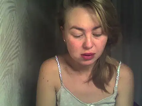 Snapshot of MartaLuna_ chatting on October 2025 08:44:01 PM MartaLuna online show from October 2025 08:44:01 PM