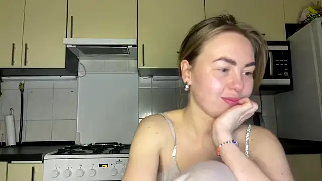 MartaLuna  online show from March 2026 09:51:02 PM