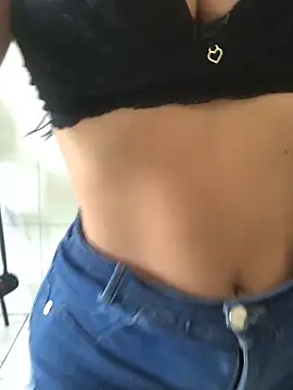 Andreininha online show from November 2025 12:34:01 PM