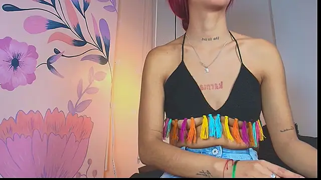 emma hearths online show from October 2025 07:16:02 PM