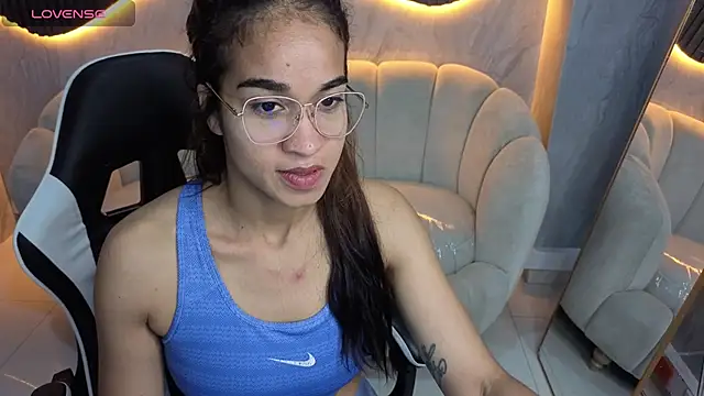 Maia Tx online show from September 2025 12:53:01 PM