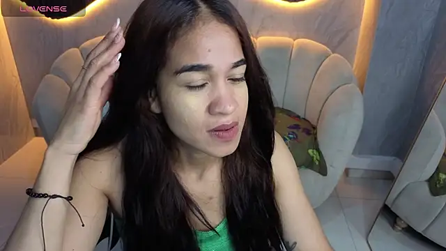 Maia Tx online show from September 2025 12:43:02 PM