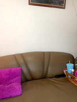 Emma  Fox  online show from September 2025 05:05:02 PM