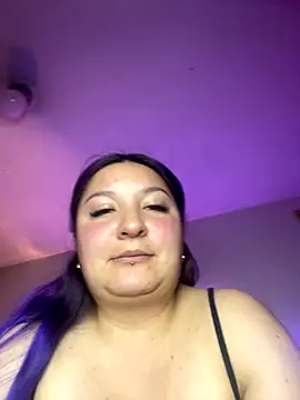 Emma  Fox  online show from November 2025 04:49:01 PM