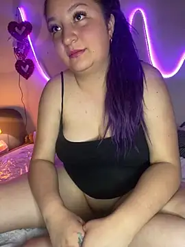 Emma  Fox  online show from December 2025 07:08:02 PM