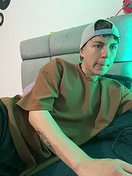 NaytonFreeman online show from February 2026 12:32:02 PM