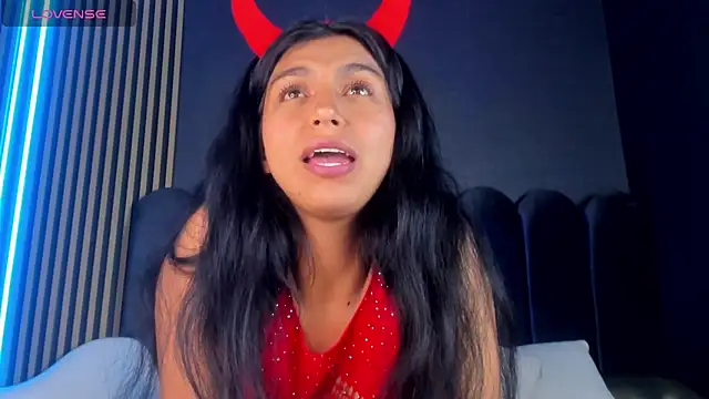 Keila Fg online show from November 2025 07:58:01 PM