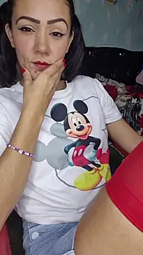 Lhia  online show from January 2026 06:22:02 PM