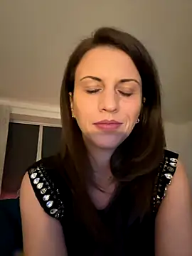 ScarlettNoirr online show from November 2025 08:42:01 PM