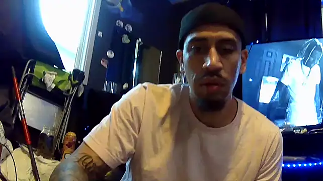 busnfatnutsLildee online show from November 2025 12:31:01 AM