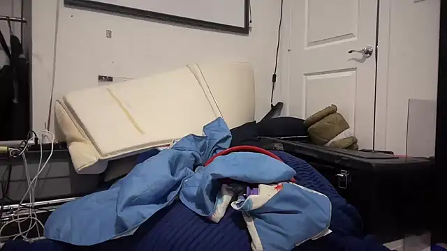 jasoncali305 online show from November 2025 09:51:02 PM