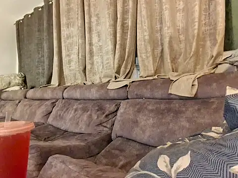 Alexis21821 online show from March 2026 05:28:01 PM