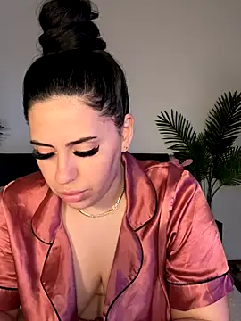 Snapshot of Andrestarr chatting on October 2025 02:47:02 PM Andrestarr online show from October 2025 02:47:02 PM