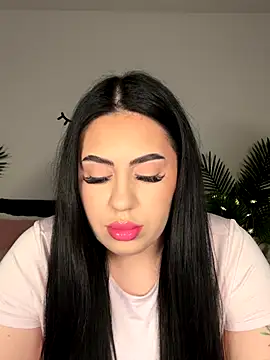 Snapshot of Andrestarr chatting on November 2025 06:01:01 PM Andrestarr online show from November 2025 06:01:01 PM