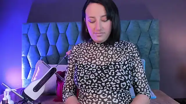 judy campbell online show from February 2026 07:12:01 PM