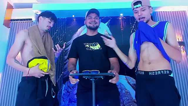 Snapshot of Iam_Steven chatting on September 2025 02:00:01 PM Iam Steven online show from September 2025 02:00:01 PM