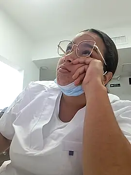 Aliciabloom online show from January 2026 10:58:02 PM