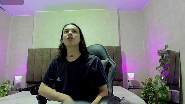 Almaazz online show from September 2025 07:47:02 PM