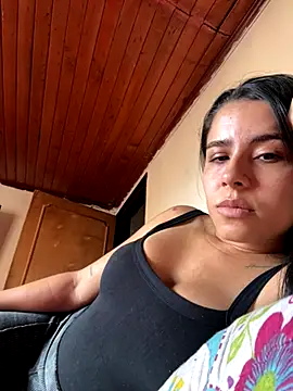 Isawilliams online show from November 2025 08:54:02 PM