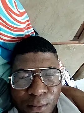 Elsuave28 online show from February 2026 10:08:01 PM