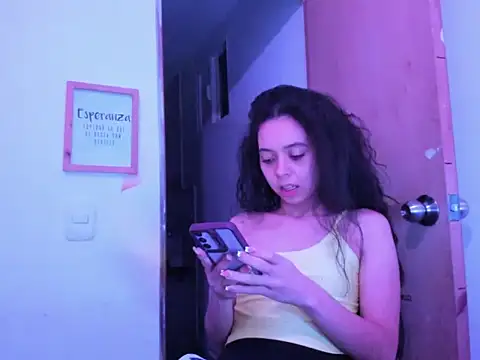 Annie rosse1017 online show from February 2026 04:23:02 AM