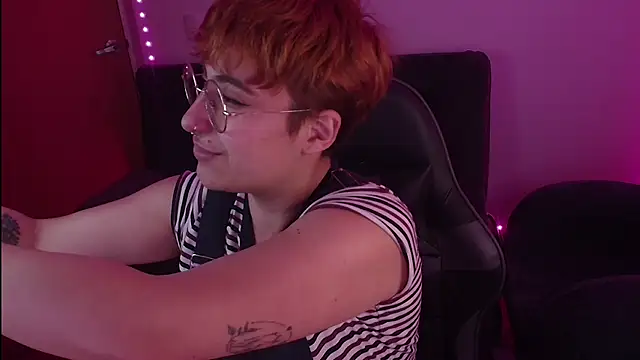 Miacatsito3 online show from October 2025 05:03:02 AM