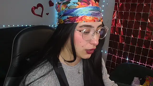 Miacatsito3 online show from May 2026 02:27:01 AM
