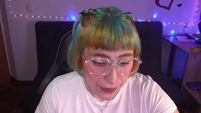 Miacatsito3 online show from July 2026 12:26:02 AM