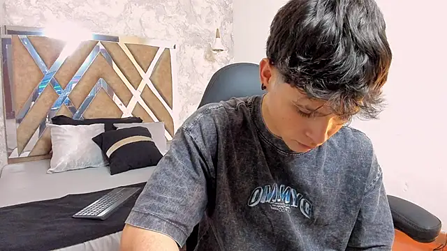 kraven lust online show from February 2026 03:12:01 AM