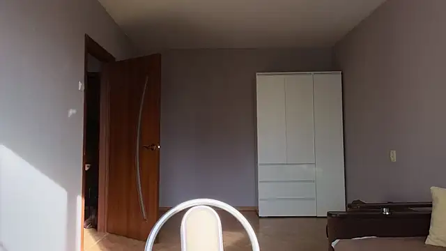 Lillian-Clark online show from October 2025 05:17:01 AM