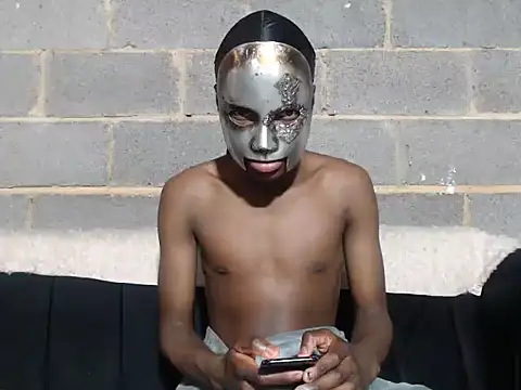 Snapshot of Romeo_Favent chatting on September 2025 01:11:01 AM Romeo Favent online show from September 2025 01:11:01 AM