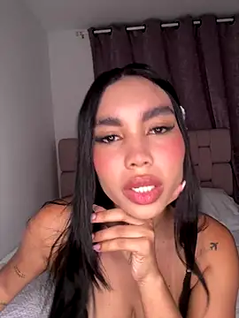 karolaalcendra online show from October 2025 04:31:01 AM