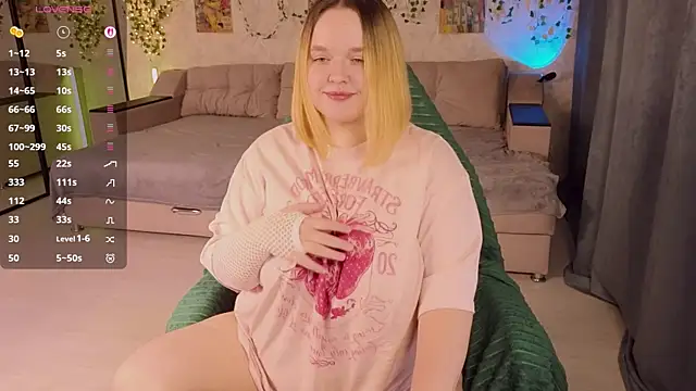 Aki nohana online show from October 2025 12:17:01 PM