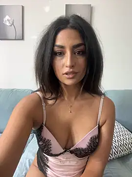 Mia spicyy online show from October 2025 08:35:01 AM