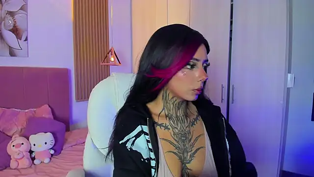 Snapshot of KoraRousee chatting on September 2025 01:01:01 PM KoraRousee online show from September 2025 01:01:01 PM